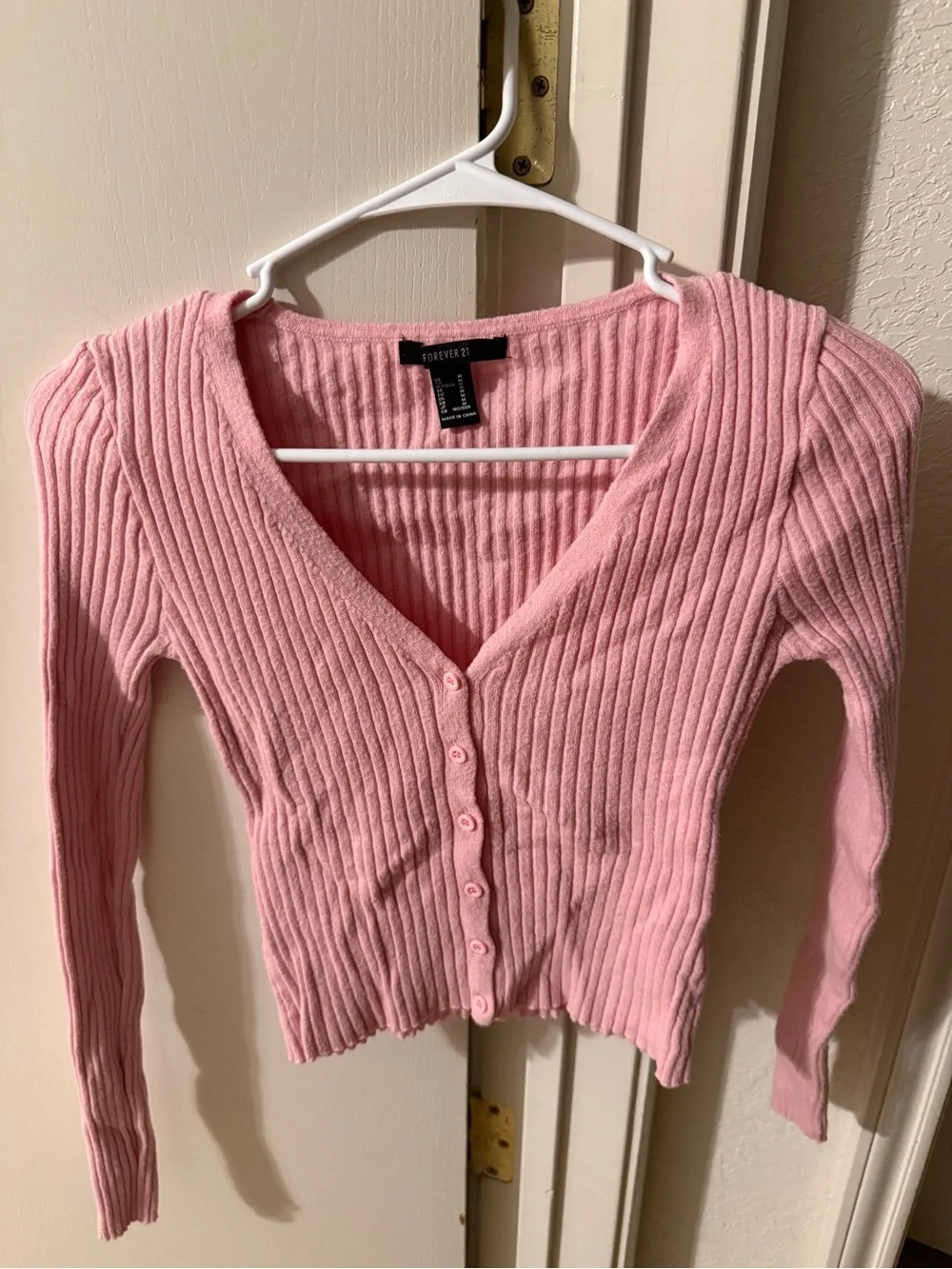Forever 21 Pink Ribbed Button Front V Neck Sweater